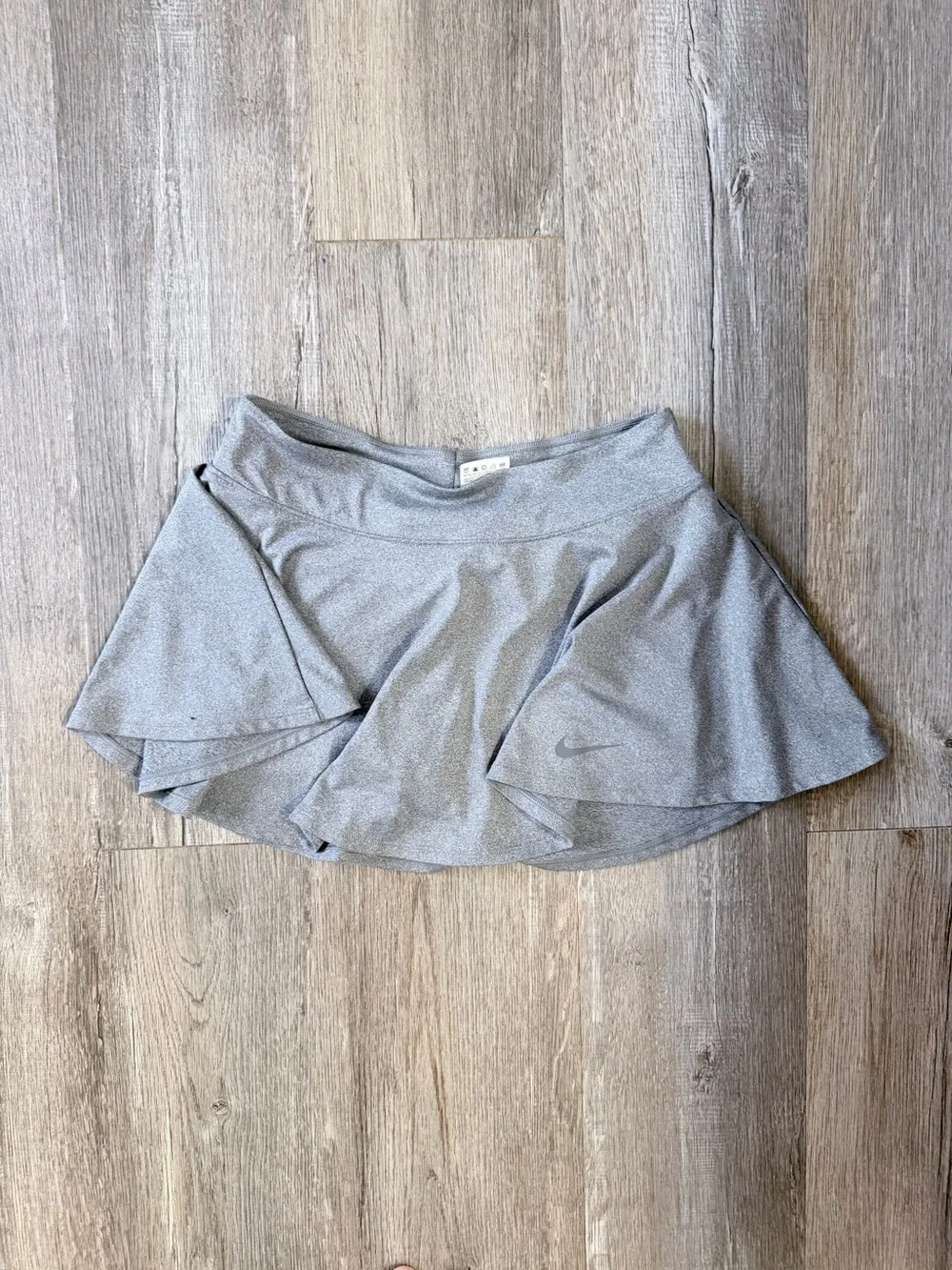 NIKE Light Gray Marled Tennis Skirt